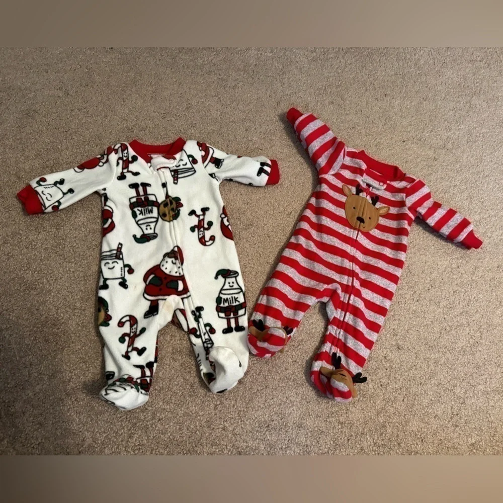 Carters newborn‎ winter holiday onesies 2 lot